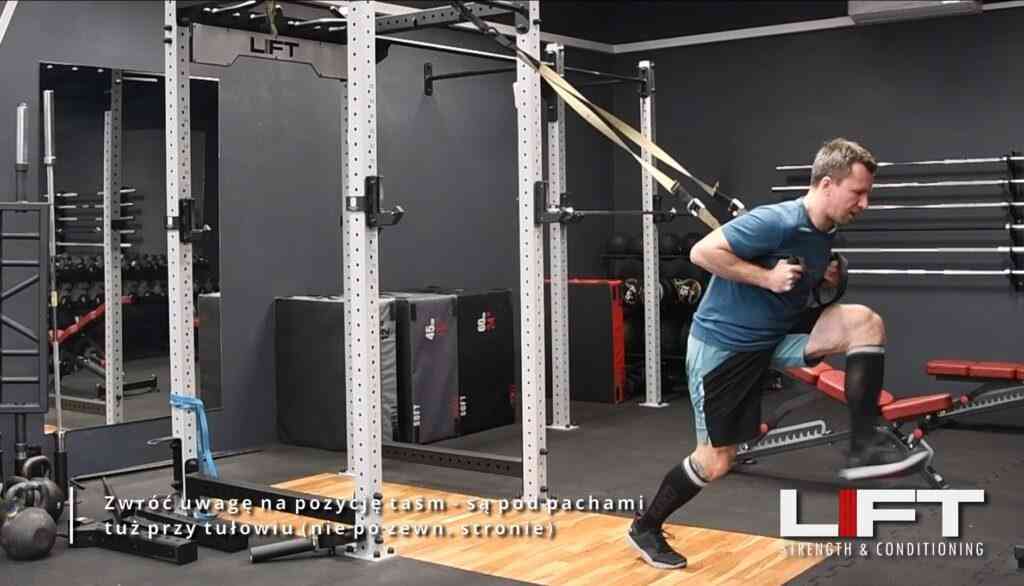 TRX Front Squat jump
