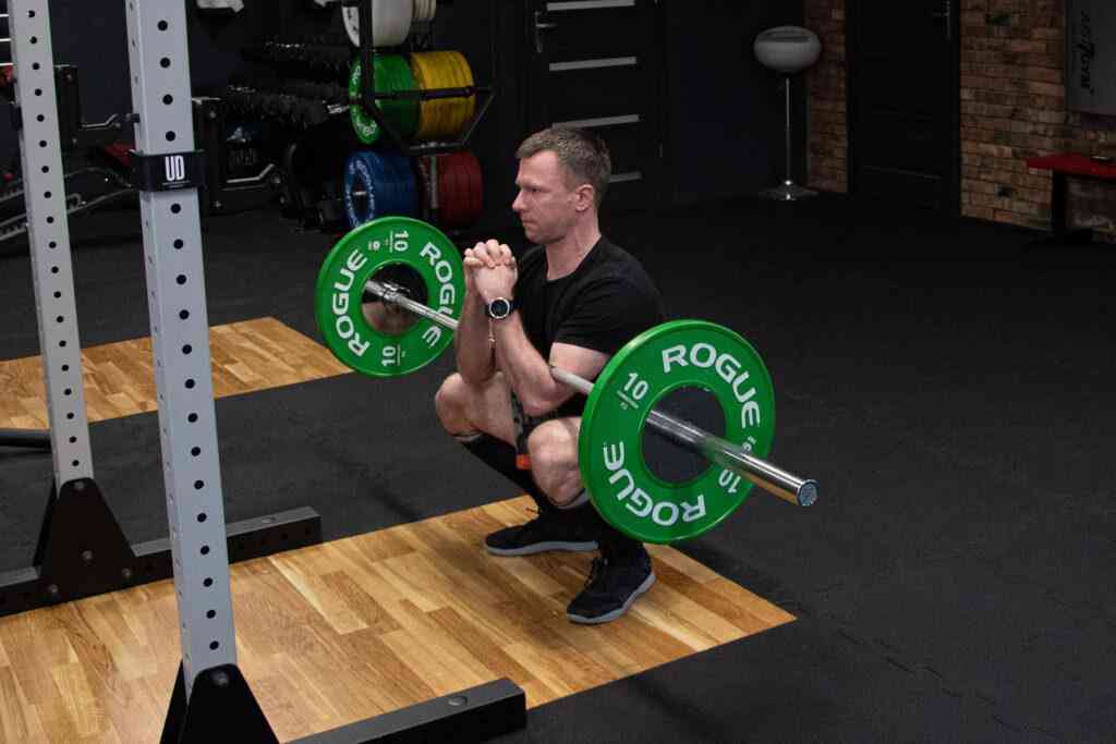 Zercher Squat - wykonanie