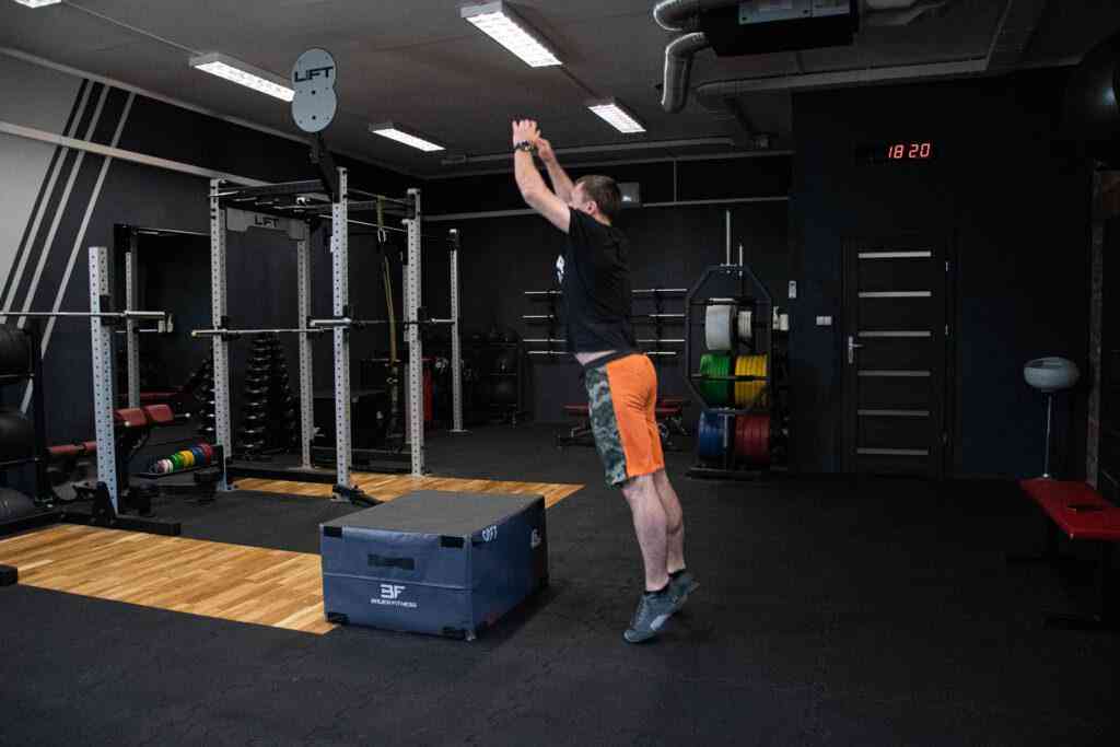 box jump - wskok na skrzynię
