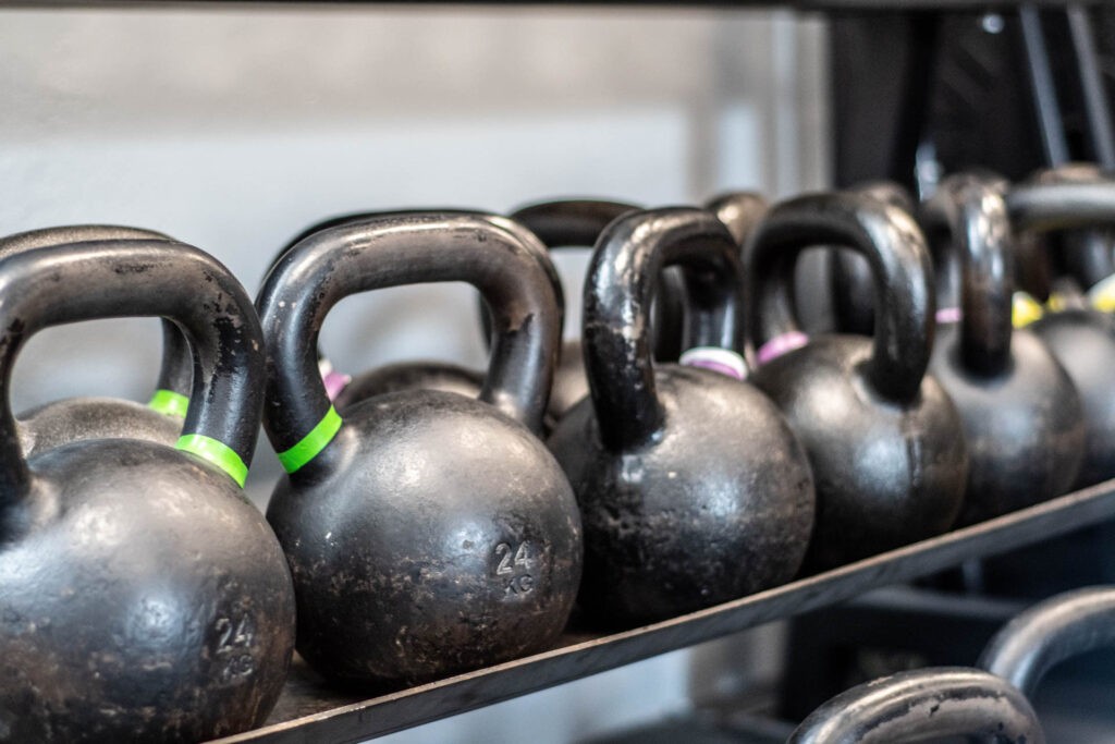 trening z kettlebells osób starsych