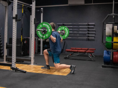 split squat ze sztangą