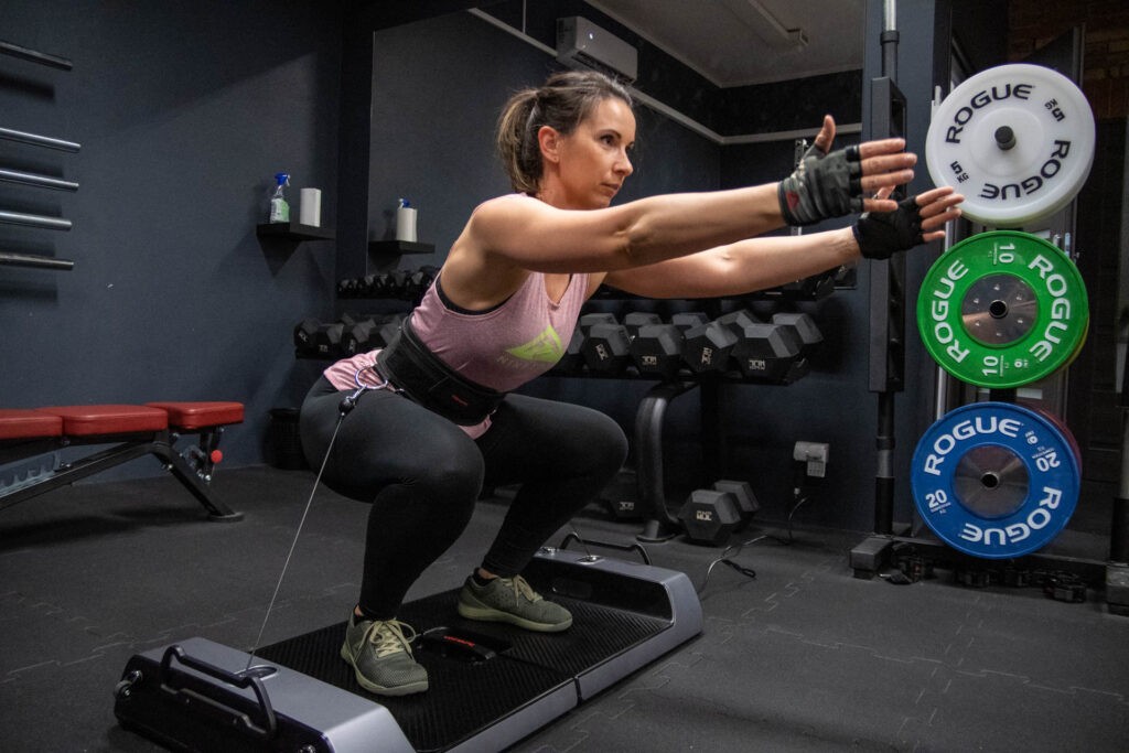 ViSHAPE SmartGym Pro - test nowoczesnego sprzętu do treningu (nie tylko) domowego 5 smartgym pro madzia