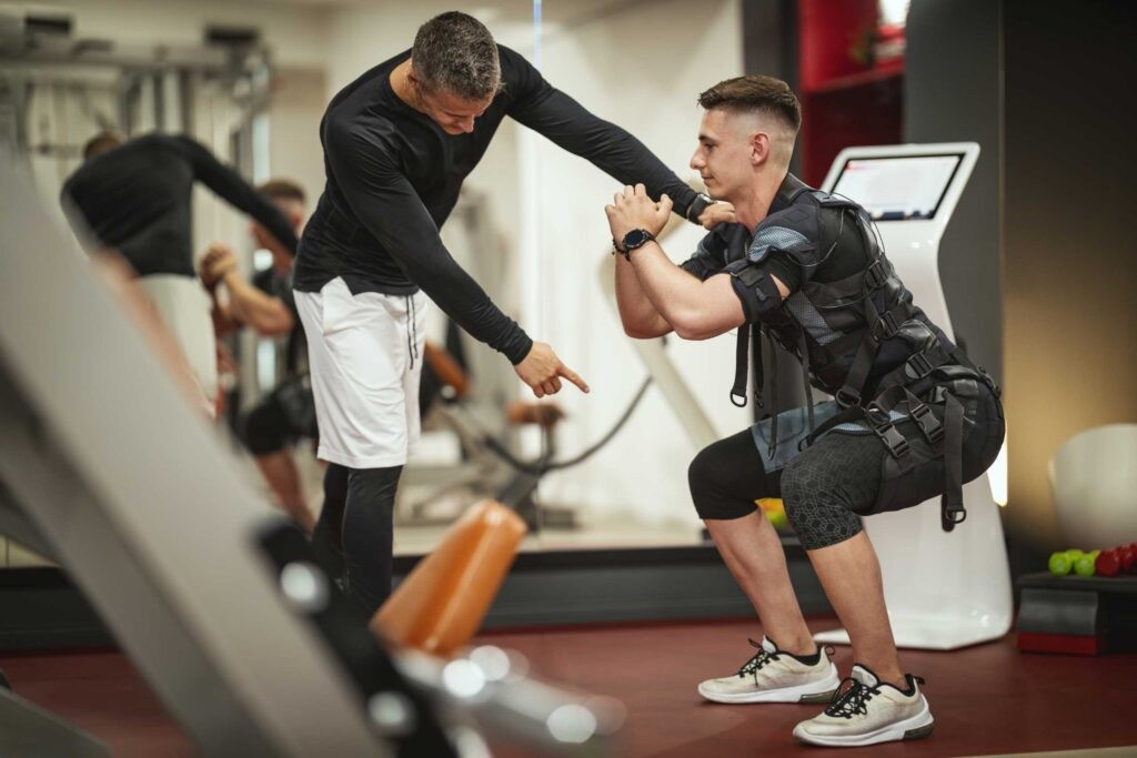 Trendy fitness, które umarły śmiercią naturalną 1 trening ems - następny trend fitness który umrze?