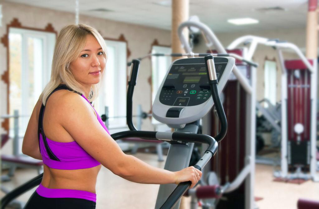 Trening obwodowy: fitnessowy "fast food" czy droga do realizacji celu? 7 trening obwodowy w klubie dla kobiet