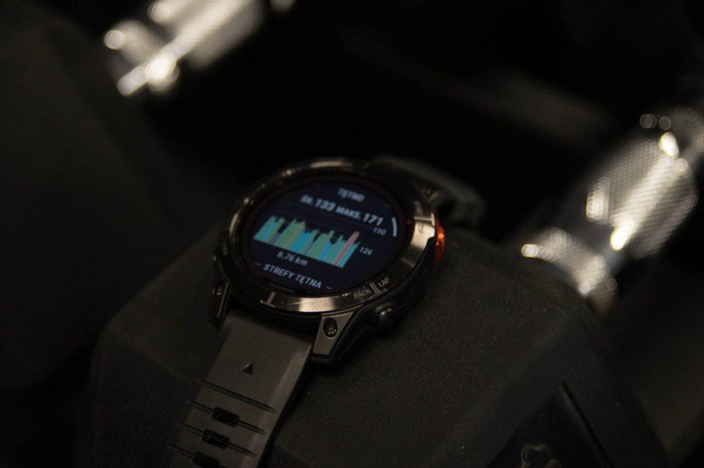 tętno z nadgarstka Fenix 7 Pro