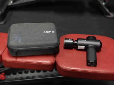 pistolet do masażu renpho z głowicą chłodzącą