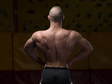 łysiejący kulturysta