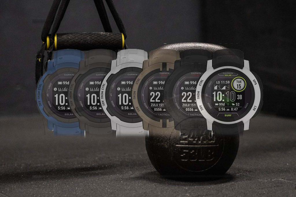 Nowy Garmin Instinct 2 Solar w dobrej promocji! 1 garmin instinct 2 solar na tle kettlebells