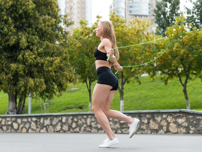 skakanie na skakance