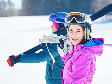 praca instruktora nart lub snowboardu