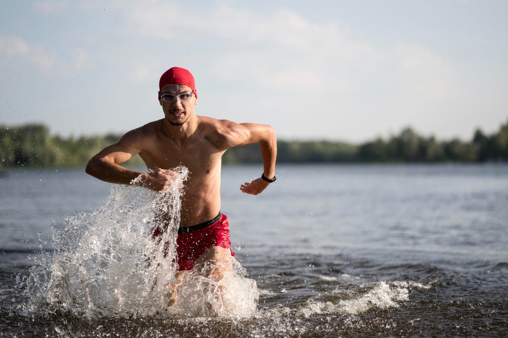 Dystanse w triathlonie: od sprintu po Ironmana i ile godzin w tygodniu trenować na każdy z nich? 3 2148648258