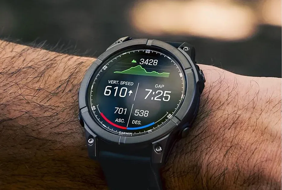 Garmin Fenix E 47 mm na nadgarstku, zegarek sportowy w promocji Prime Days w październiku 2026